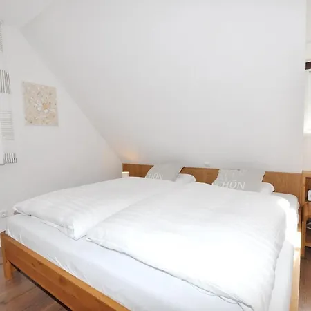 Doppelhaushälfte Huus Tähn Ferienhaus